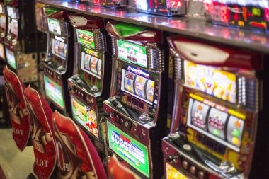 hanabi slot live-dealer blackjack table on mobile screen